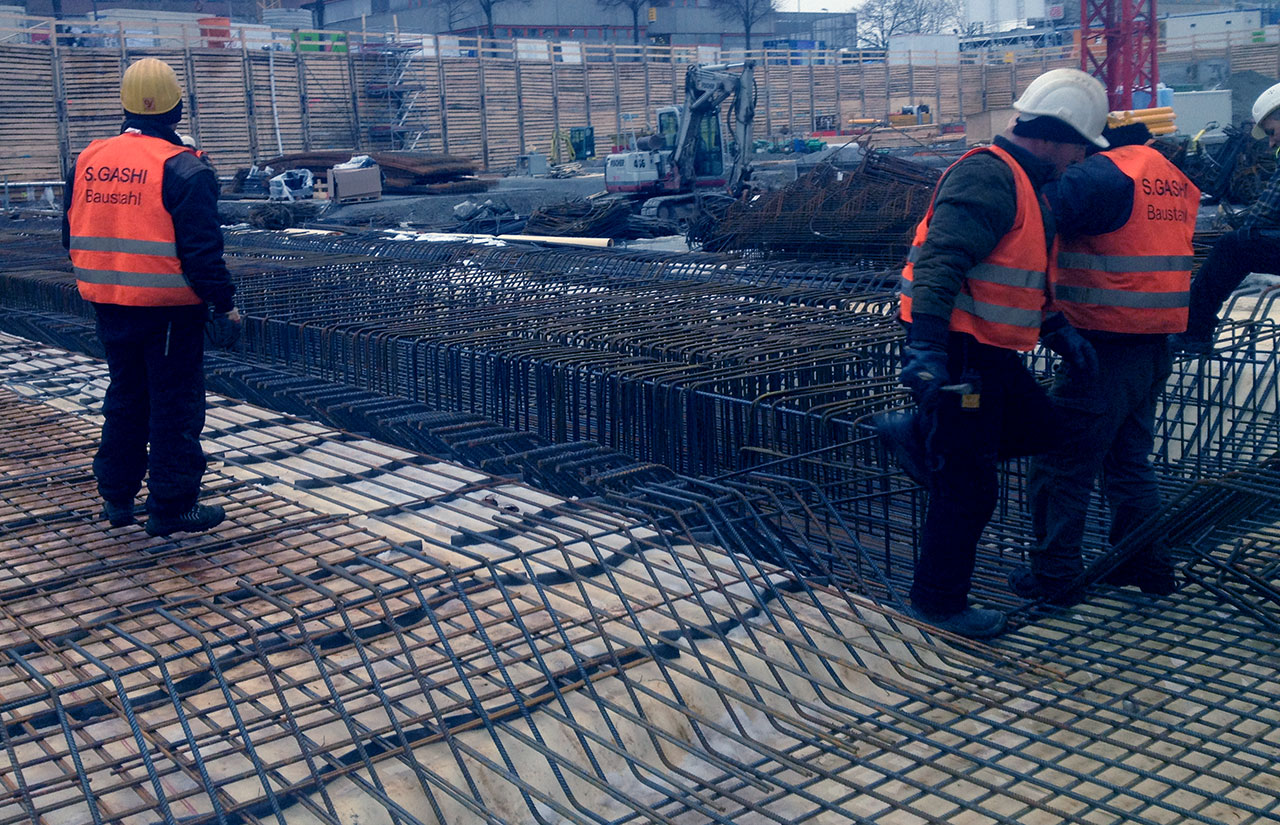 Gashi Betonstahl GmbH Team auf der Baustelle